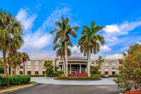 La Quinta by Wyndham Naples Downtown